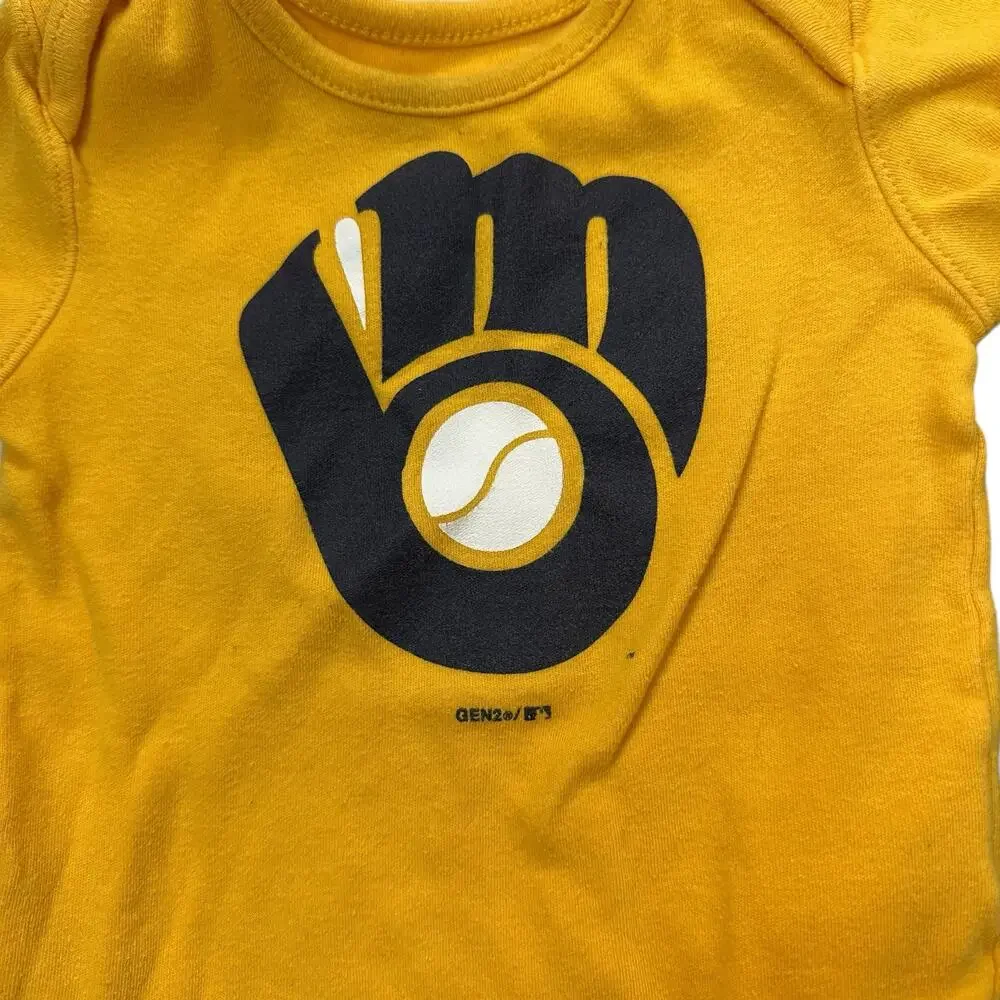 Toddler 18-24 Months Sports Clothing Bundle Wisconsin Badger Brewers Baseball